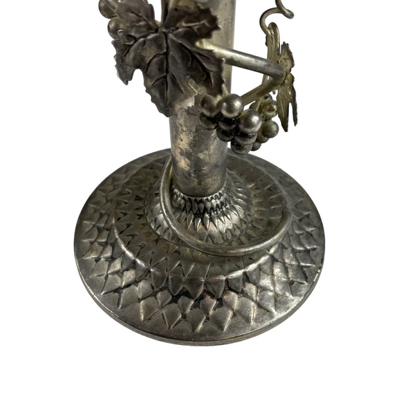 Vintage Silver Plated Grapevine Adorned Candlestick Candle Holder Display 9.5” - Picture 10 of 13